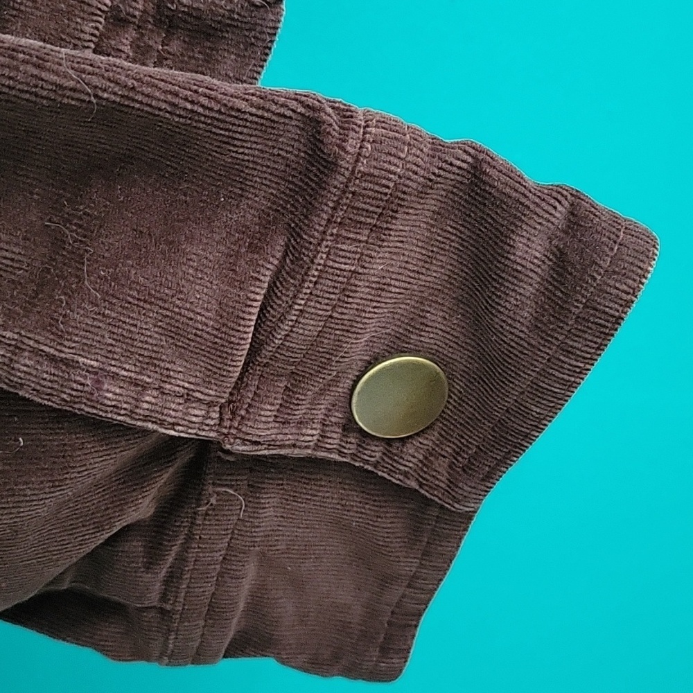 Women's Jacket - Picture 3 of 8